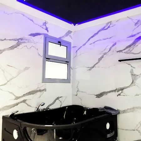 Jacuzzi * Athens